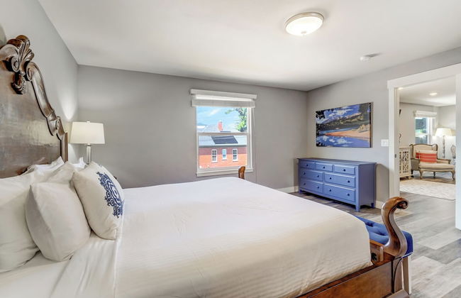 OCC Complex - Photo 2