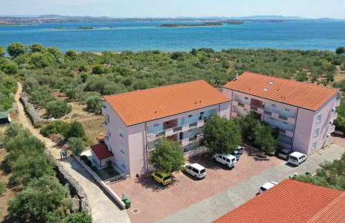 Apartman with sea view KAVALA- Pašman, Kraj - Photo 18