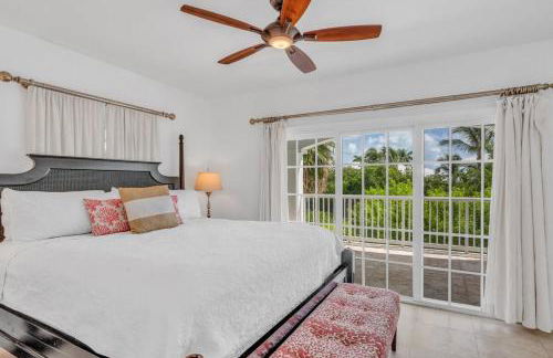 Oceanside Manor- Expansive Waterfront Pool Home, 30' Dock - Foto 22