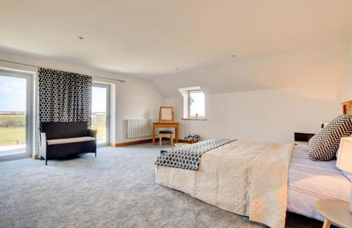 Llanddygfael Hir - Photo 13