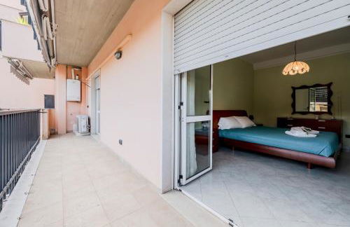 GuestHost - La Spezia Proffiano District Roomy Flat - Photo 14