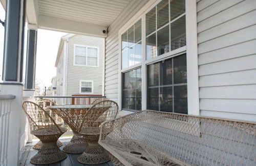 AMAZING!!!! Luxury 5BR, Steps to beach and Fun! Fully Renovated Beach house! - Foto 4