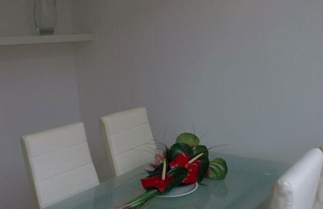 AI Apartments - Photo 26