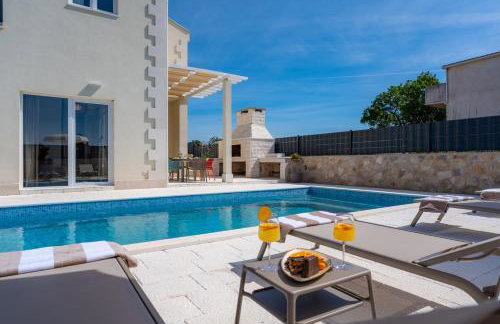 Villa Ora with Heated pool, Whirlpool, 4 bedrooms - Foto 6