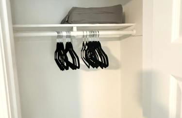 Bright, Cozy & Convenient - Minutes from UAB, Airport and Downtown Fun! - Foto 9