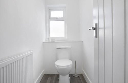 Spacious Living Room & Modern Comforts, Sleeps 4 - Foto 28