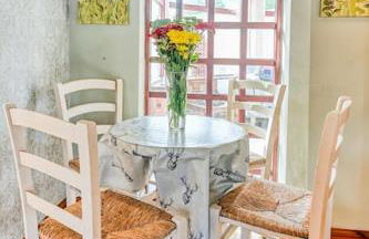 The Hurst Coach House - Photo 24