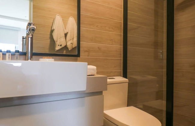 w Dazzling 1BR in Barranco - Photo 11