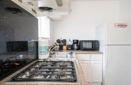 Cozy 2BR2BA Guest House in Alhambra - Foto 10