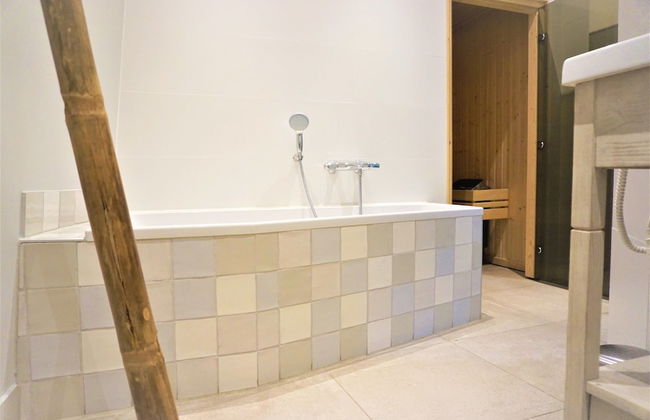 Holiday Home in Vlissingen With Garden - Photo 23