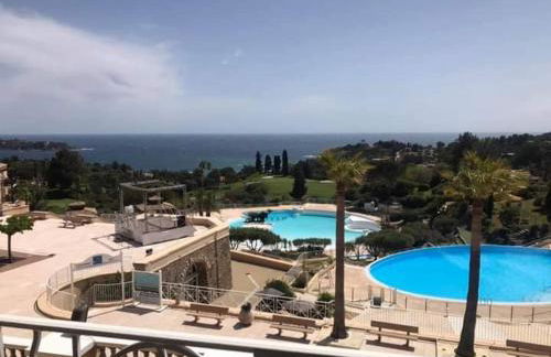 Appartement 4/5 personnes vue mer piscine et montagne Cap Estérel Pierre et Vacance nature et sport - Foto 30