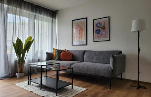 Living Flat, eine Wohnung mit zwei Schlafzimmern und Balkon - Foto 1