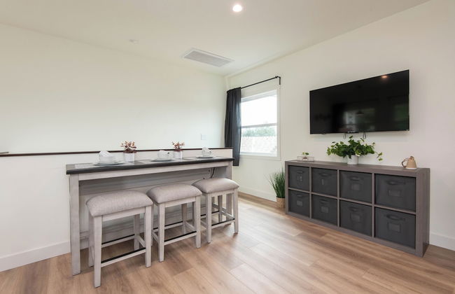 Cozy Apartment in Atwater Village - Photo 9