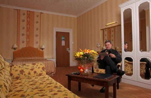 Devoncourt Monthly Rentals - Photo 18