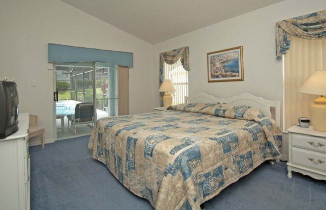 Greater Groves-4 Bedrooms Home W/pool-5204GG Home by RedAwning - Photo 2