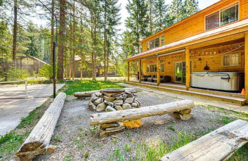 Cle Elum Lake Home with Hot Tub and Mountain Views - Foto 1