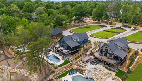 Blue Heron & Gray Fox by Avantstay 2 Lakefront Homes, Sleeps 44 Pool, Dock, Theater - Foto 2, Other