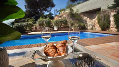 Villa de lujo de 4 dormitorios, piscina y barbacoa - Foto 5