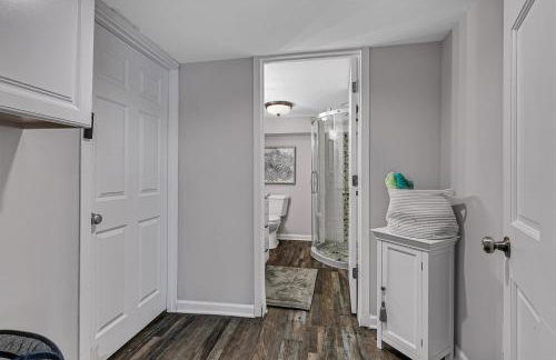 Renovated Lake Cabin with Fire Pit and Kayaks - Photo 35