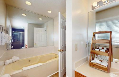 Rumbling Bald Resort Unit 2004 - Foto 32