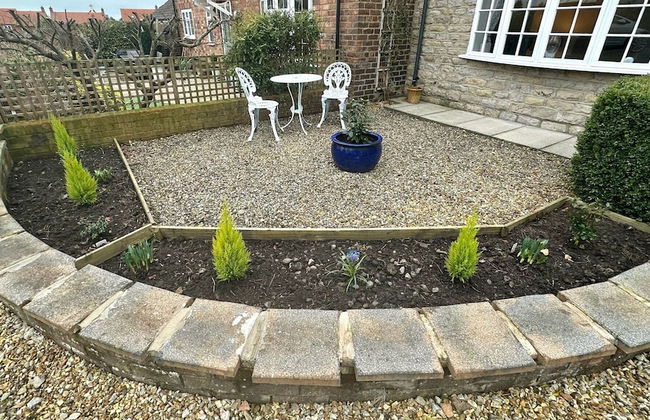 2 Bedroom Cottage Free Private Parking Fire Place - Photo 16