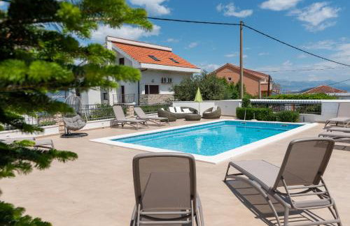 Apartments Brico - Heated Pool - Foto 62