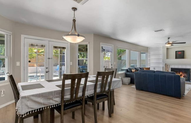 North Phoenix 4 Bdrm Vacation Home W/pool & Games! - Foto 18