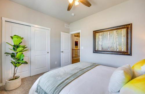 Stunning Peyton Retreat with Game Room, Private Yard - Foto 20