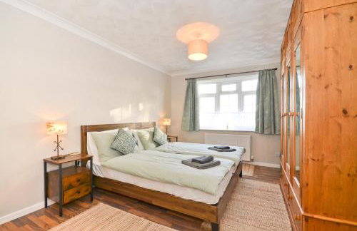 Dassia-Rural Bungalow, Dog Friendly with Hot Tub Near Gurnard - Foto 20