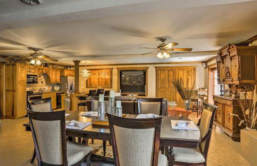 Historic Cedar Hill Mansion on Large Farm with Pool! - Foto 33