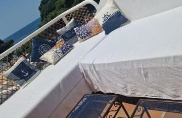 Beachfront Villa - Photo 31