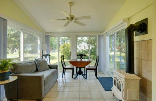 Family-Friendly Cottage, Walk to the Beach! - Foto 13