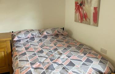 Spacious, Sleeps 18, 3 Bathrooms, Parking, Park, Mansfield - Foto 46