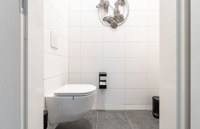 Villa in Zeewolde With Terrace - Photo 16