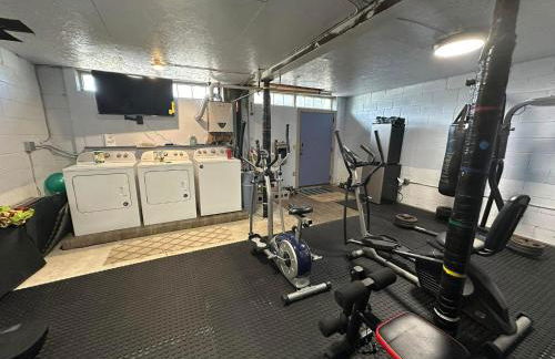 Diamond Apartment with GYM - 2 miles to Fort Sill & just blocks to downtown! - Foto 20