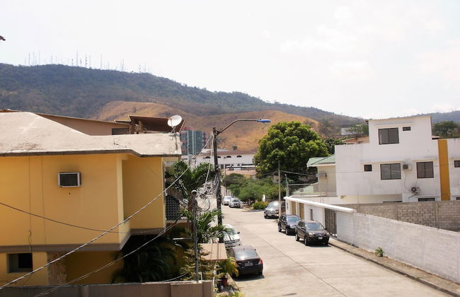 Cesar's House Guayaquil Home Rental - Photo 47