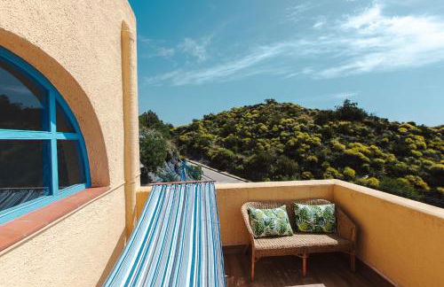 House with Terrace, Amazing views and Private Shared Pool - Foto 5