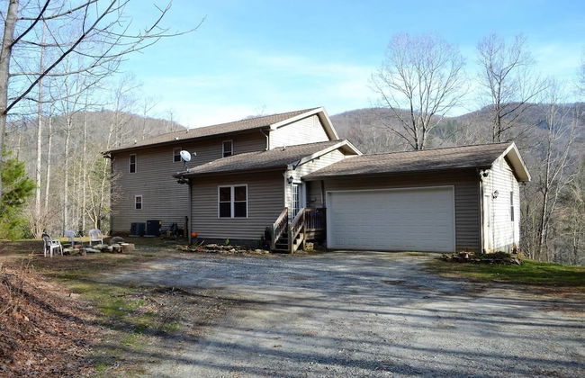 Comfortable Mountain Home near Everything yet Private - Foto 21