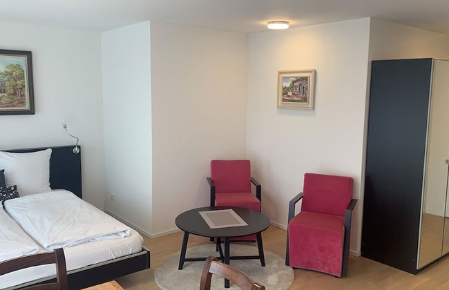 Swiss Star Zurich Oerlikon - Photo 9