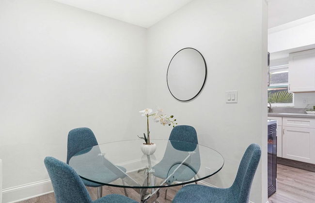 BnB Hyperion Brand New 2b2b Retreat w Patio - Foto 15