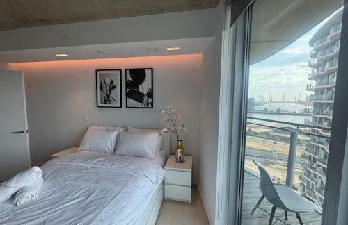 High Floor Modern 1BR Stunning Views Balcony AC Free Parking - Foto 2
