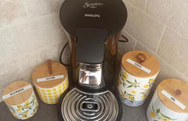 Cosy appartement RDC-terrasse et parking privé - Foto 37