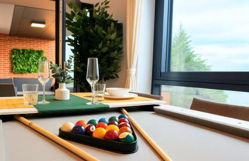 West London Residences - Private Terrace - Opposite Piccadilly Line 20min SOHO Oxford Street - Photo 1