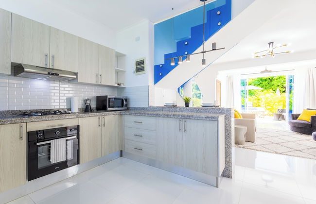 3-BR Villa with Pool & Rooftop Jacuzzi - Foto 22