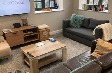 Stylish apartment in Halifax - Photo 4