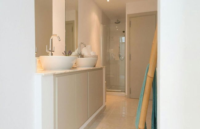 Exquisite Villa With Parking Space - Foto 14