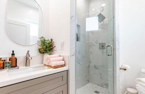 Unique 4-bedroom House 3-levels - Photo 11