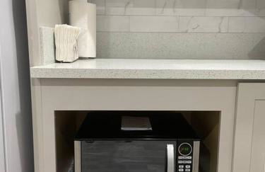 New! Modern Gated Summer Getaway Home - Foto 16