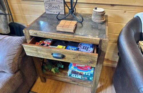 Western theme! Amazing Spa, Fireplace and Deck! - Foto 4