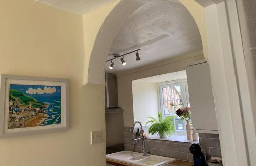 Large 3 bedroom flat in Sennen - Photo 7